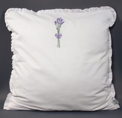 Elegancka pościel z włoskiej satyny z haftem  lawendy 160x200